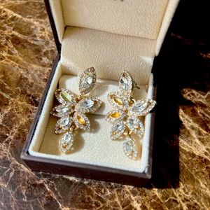 Luxury Petal Shaped Drop Earrings